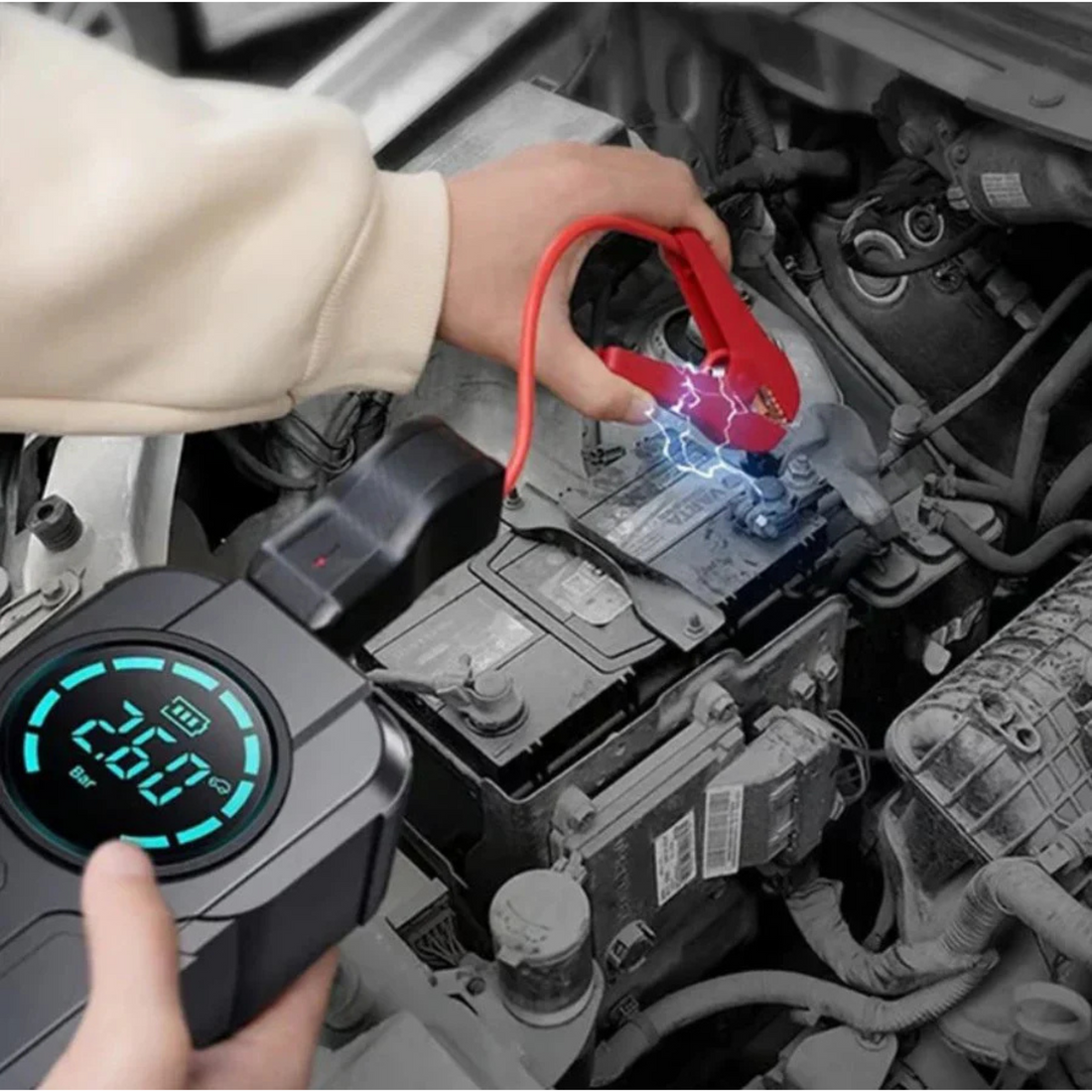 Jump Starter With Air Pump جهاز بدء التشغيل مع مضخة هواء